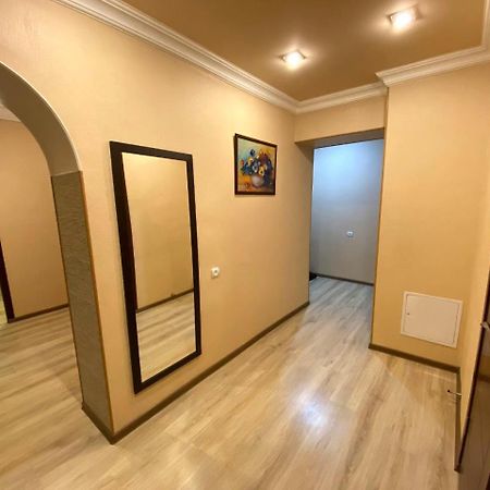 Centralhome Yerevan Exterior photo